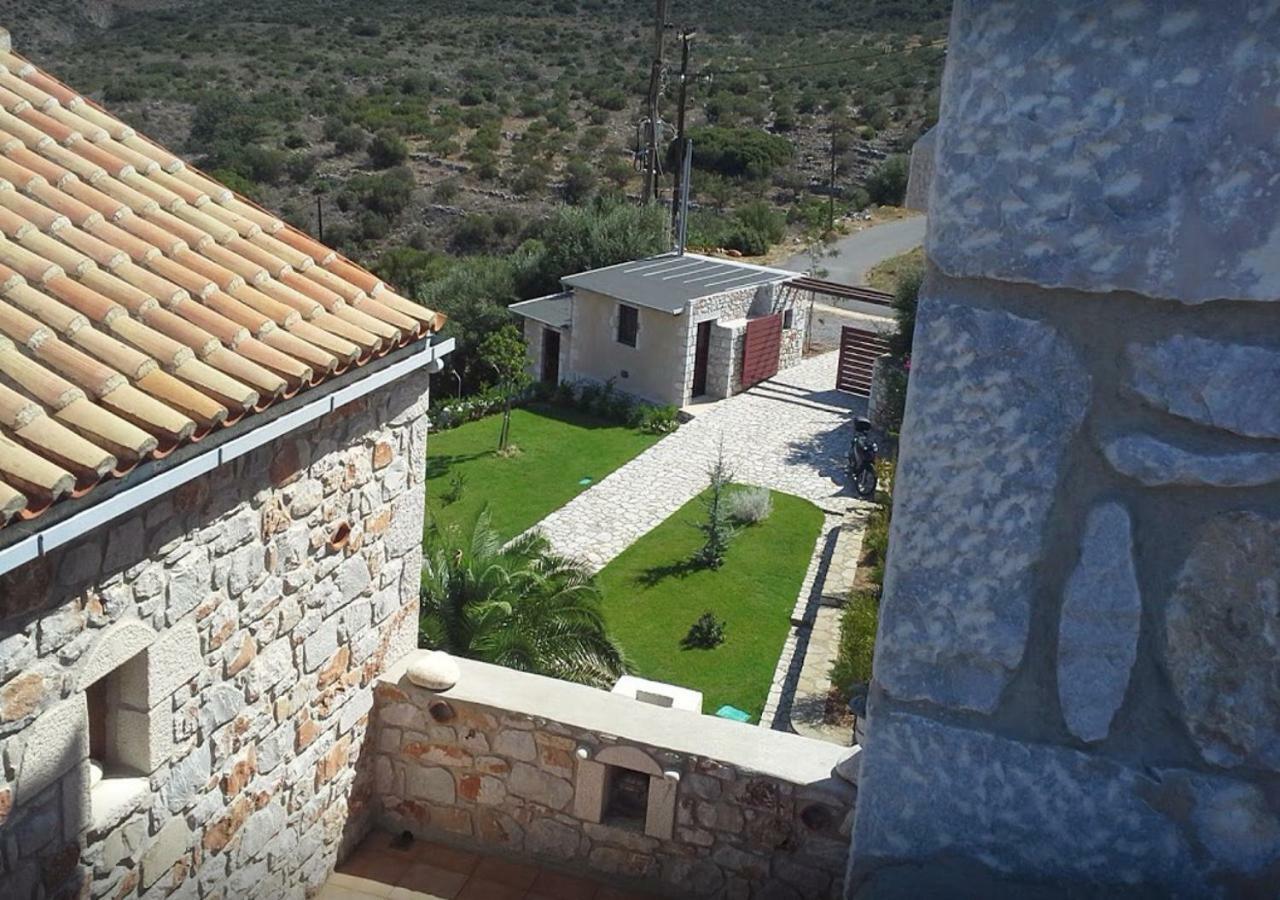 Focalion Castle Luxury Suites Pyrgos Dirou Екстер'єр фото