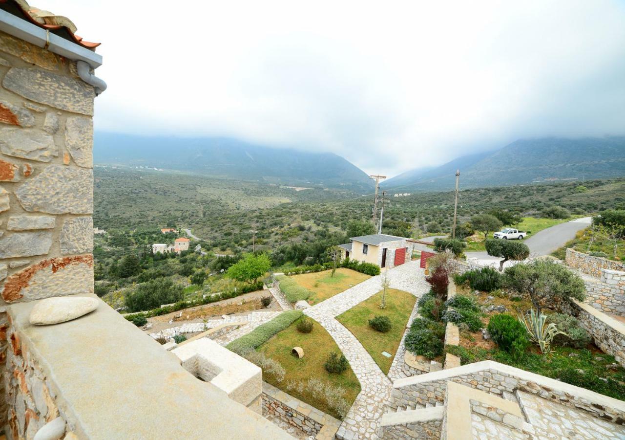 Focalion Castle Luxury Suites Pyrgos Dirou Екстер'єр фото